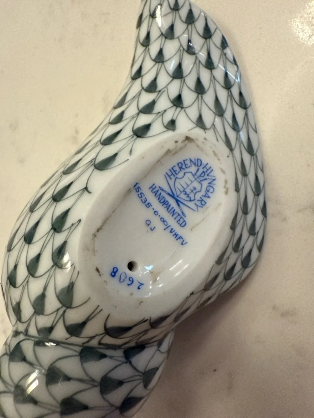 Herend Hungary Green and White Fishnet Shell Bird Figurine